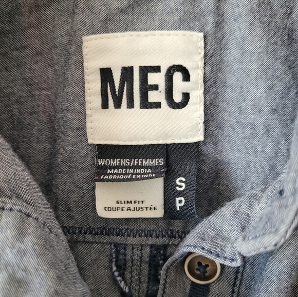 MEC Organic Cottion Button Down Shirt Blue-Grey Chambray Size S - Picture 9 of 12